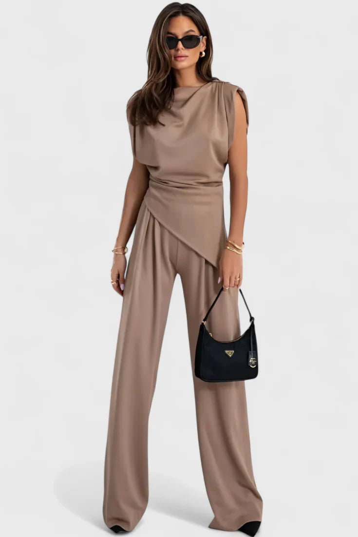 Conjunto Sofía –  Elegante, Favorecedor, Asimétrico con Hombros Drapeados