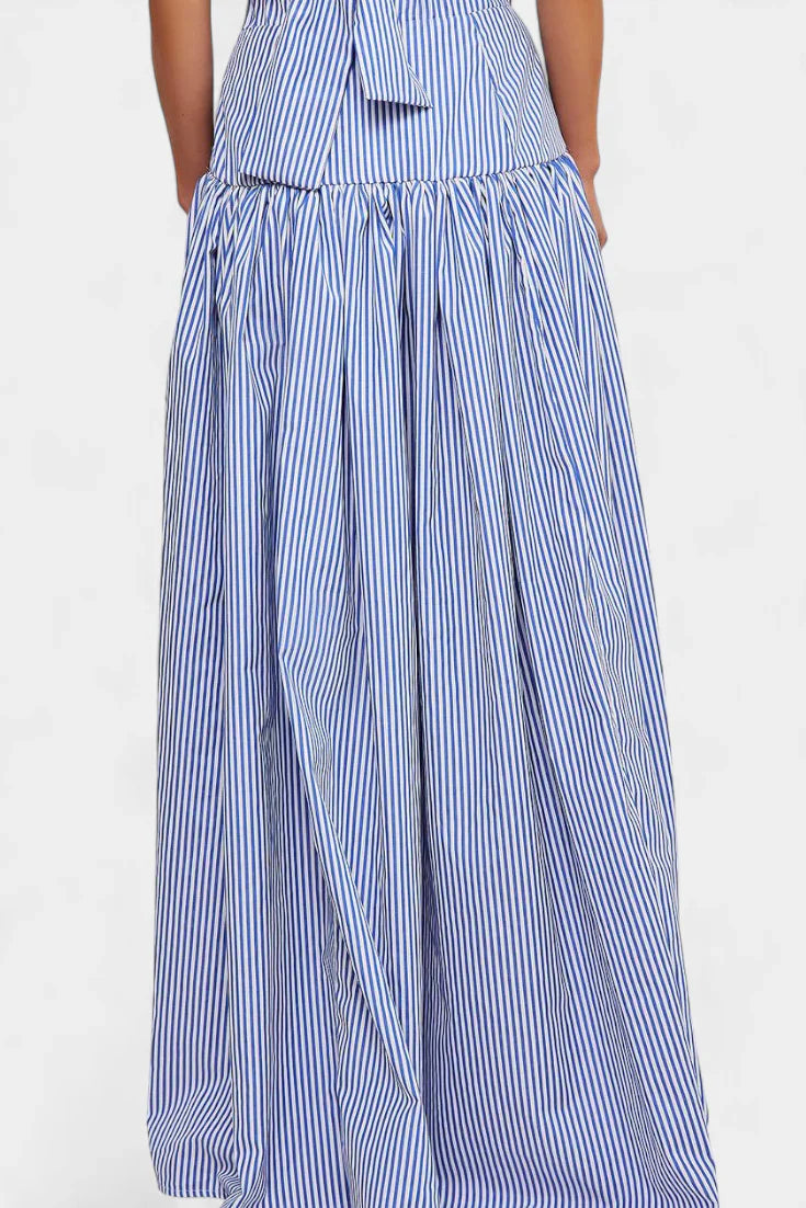 Ippolita · Conjunto de elegancia clásica con camisa a rayas y falda plisada