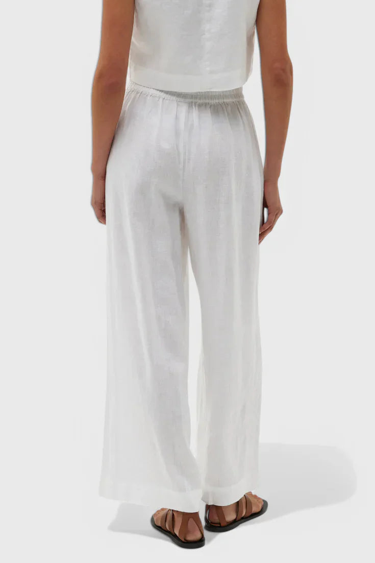 Avelina · Conjunto minimalista en algodón y lino liviano