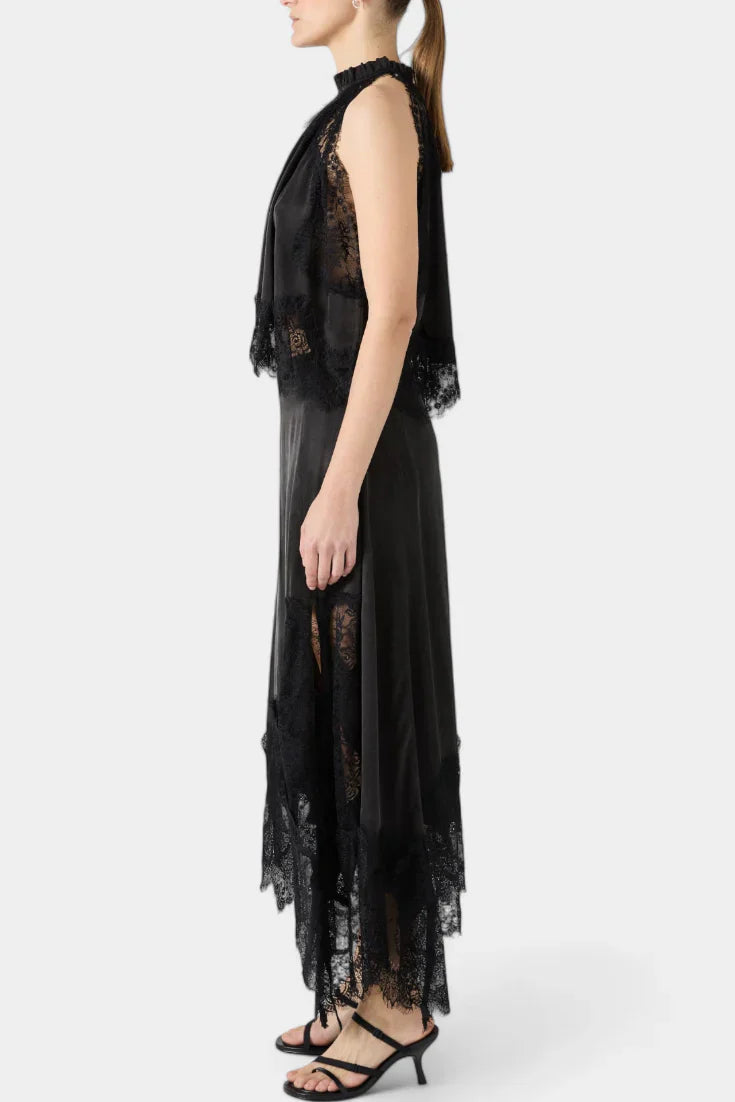 Coralena · Conjunto de encaje elegante con falda asimétrica