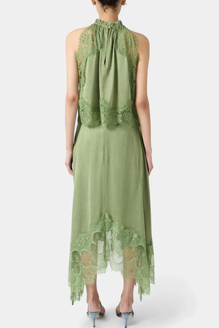 Coralena · Conjunto de encaje elegante con falda asimétrica