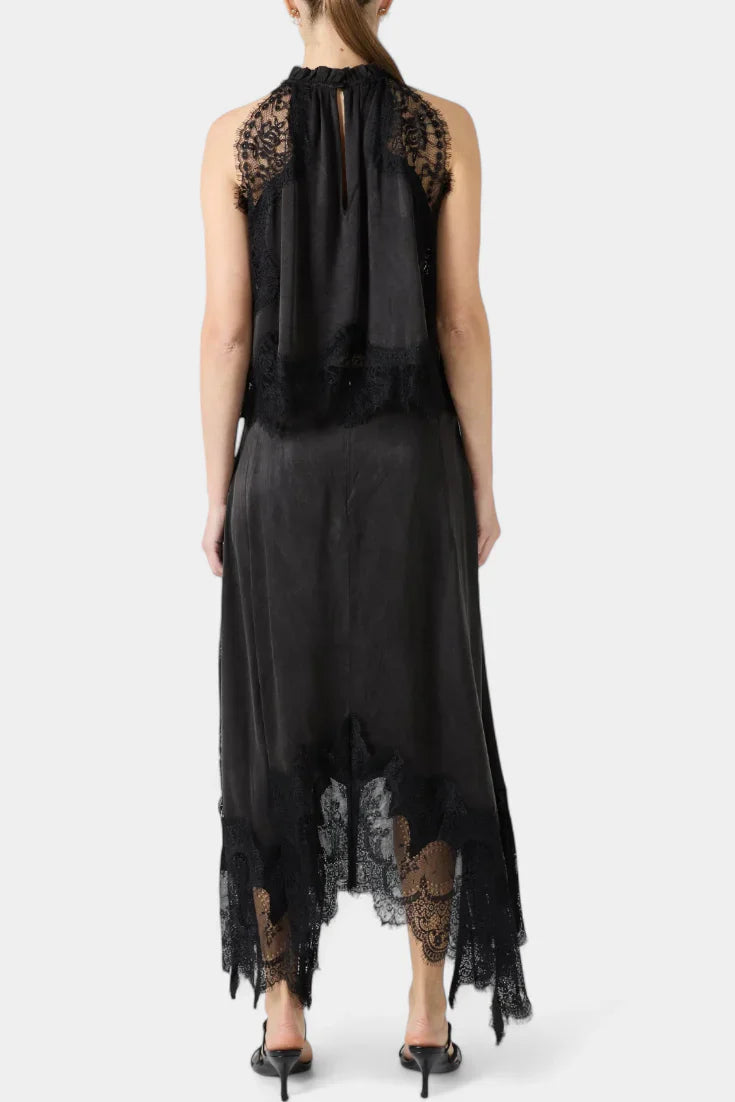 Coralena · Conjunto de encaje elegante con falda asimétrica